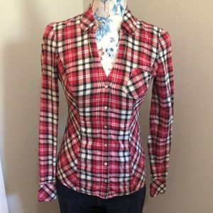 Guess Los Angeles XS red plaid 100% cotton fitted shirt. Not flannel.